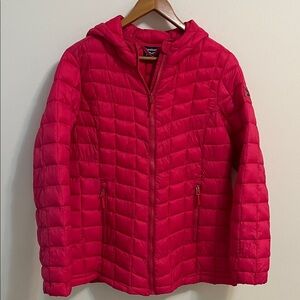 Reebok Women's Pink Puffer Jacket Size Large Hooded Lightweight Full Zip